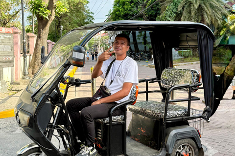 Manila: Immersive E‑Trike Heritage Tour in Intramuros