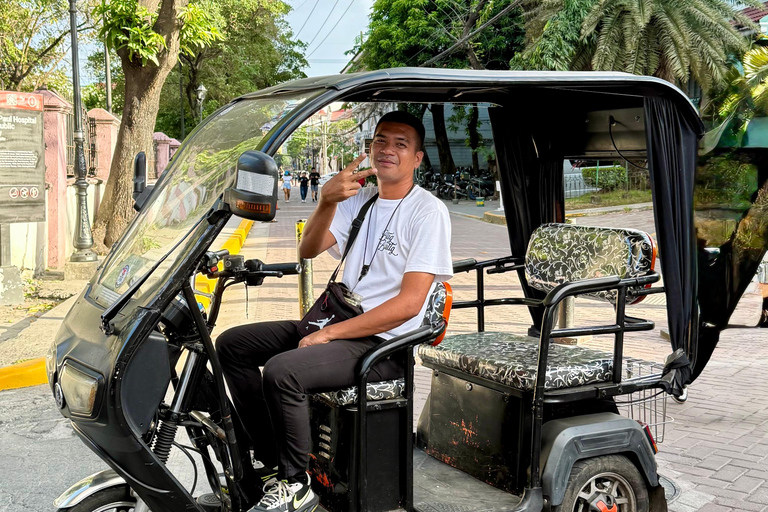 Manila: Immersive E‑Trike Heritage Tour in Intramuros