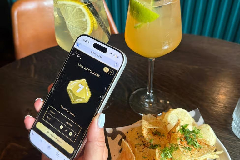 Utrecht: Cocktail tour with drinks & games