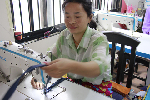 Kathmandu: Meeting Female Artisans and Shopping Experience Private