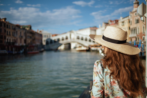 Venice: Photoshoot at The Grand Canal & Rialto Bridge 50 photos