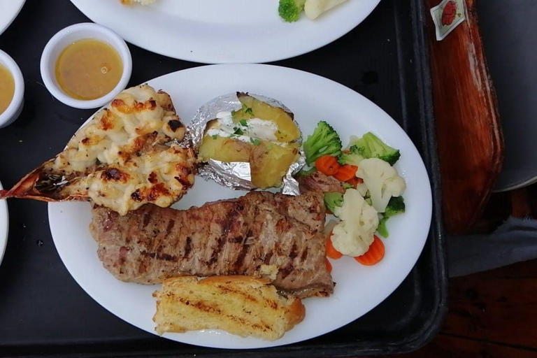 Cancun: Romantic evening in galleon with dinner and open bar Only Entrance - Vegetarian Dinner