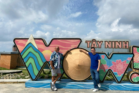 HCM: Excursión a Tay Ninh, la Montaña de la Virgen Negra y el Templo de Cao DaiVisita privada (2 sitios)