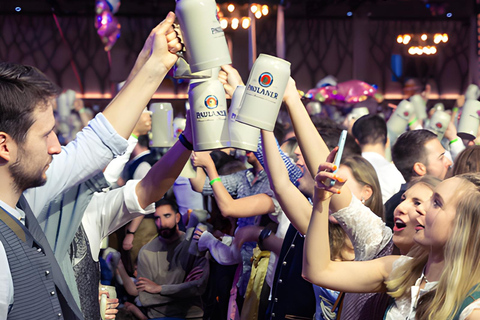 München: Starkbierfest Nockherberg Bierzelt Abend inkl. Tischreservierung