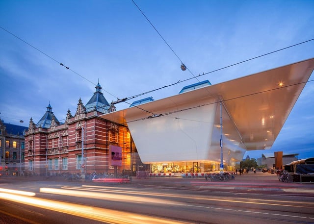 Amsterdam: Stedelijk – Das Museum für Moderne Kunst in Amsterdam