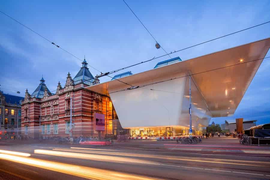 Stedelijk Museum: Das Museum für moderne und zeitgenössische Kunst. Foto: GetYourGuide Stedelijk Museum: Das Museum für moderne und zeitgenössische Kunst. Foto: GetYourGuide
