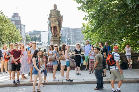 Excursão a pé pelas atrações imperdíveis de Dresden com um guia profissionalDresden: excursão a pé particular de 2 horas