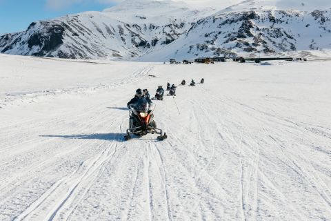 Ab Reykjavík: Golden Circle & Schneemobil-Tour am Gletscher