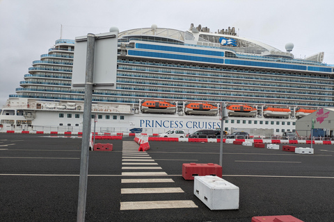 Belfast: VIP Private Giant's Causeway & Game of Thrones Tour