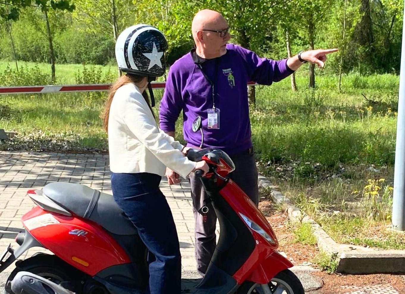 Fra Firenze: Sjov Vespa-tur i Toscana med frokost og vingård