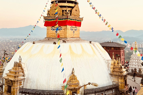 Kathmandu: 4 UNESCO Sites with a Female Guide