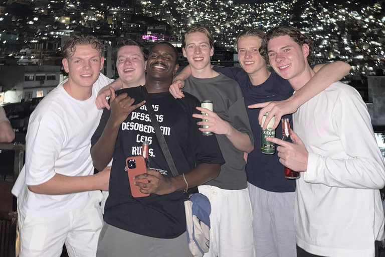 Pubcrawl & Real Favela Party in Rocinha with Locals