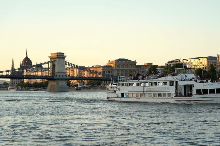 Budapest: Night Cruise Guaranteed Rooftop Seating & BYOB Weekwnd