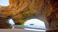 Frame de Pêra, grotte di Benagil e spiagge segrete in barca - Housity