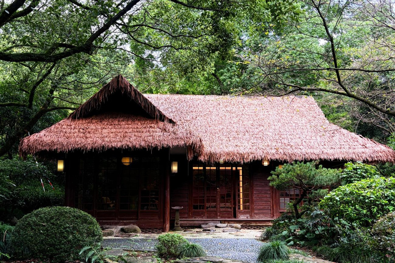 Hangzhou Day Tour: Lingyin Temple + Tea Culture Experience