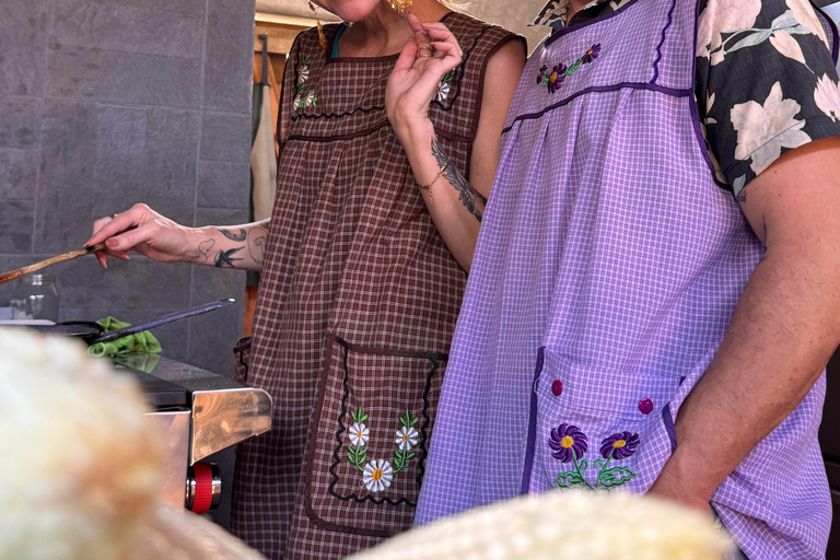 Oaxaca: Cooking Class with Market Tour and Mezcal Tasting