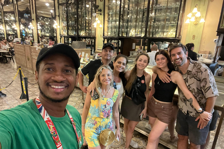 Pedra do Sal party tours with samba and caipirinha on a Carioca night Salt Stone Party Tours with Samba and Caipirinha Carioca Night