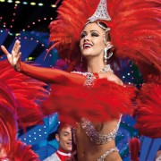 Paris: Varieté-Show mit Champagner im Moulin Rouge