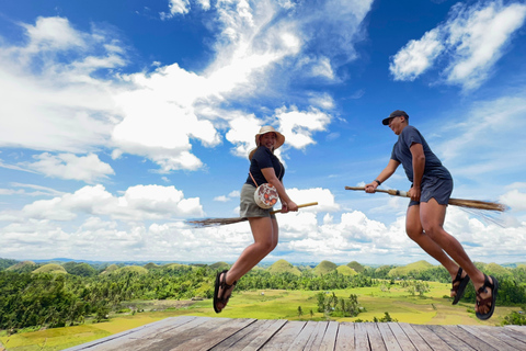 Tour privato di Bohol: Chocolate Hills, tarsi e fiume LobocTour privato a Bohol: Chocolate Hills, tarsi e fiume Loboc