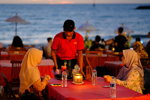 Bali : Aventure au sud de Bali. Beach Club, dîner au coucher du soleil et plus encoreBali : L'expérience ultime de R&R dans le sud de Bali