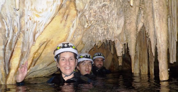 Besuch der Wasserhöhle von Coloms