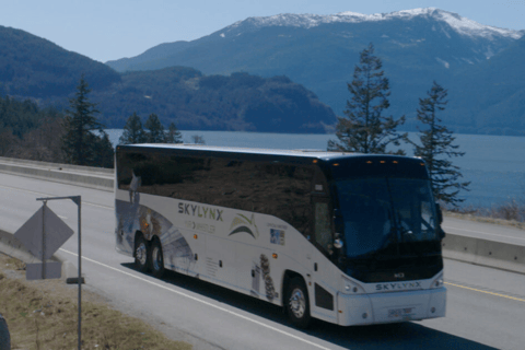 Vancouver : Transfert en bus de/à SquamishUne seule personne de Vancouver Downtown à Squamish