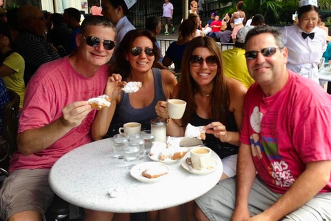 New Orleans: French Quarter History Tour with Cafe du Monde