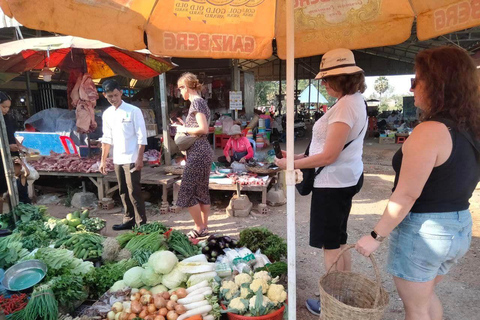 Siem Reap: Clase práctica de cocina camboyana y visita al mercadoSiem Reap: Clase de cocina jemer en casa de un lugareño