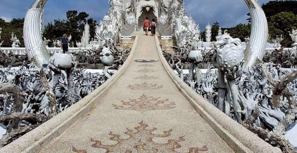 From Chiang Mai: Chiang Rai White-Blue-Red Temples & Options