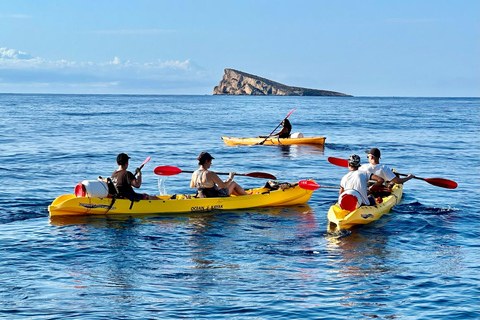 Benidorm: Guided Kayak Tour with Snorkeling and Photos