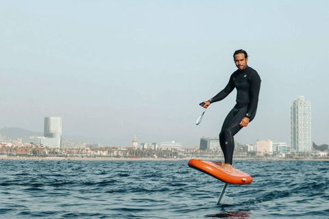 برشلونة: استئجار يخت خاص مع المشروبات والطعاماستئجار يخت خاص في برشلونة لمدة 3 ساعات