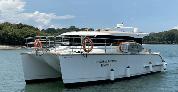 Singapore Yacht Charter onboard SunRider