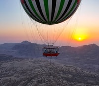 Petra, Vertical Balloon - Housity
