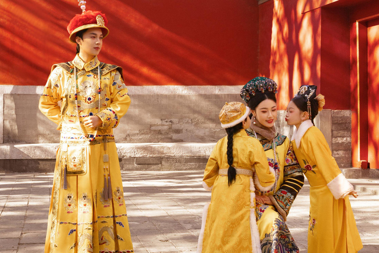 Pechino: Vestizione e servizio fotografico in costume antico della dinastia QingVestizione e servizio fotografico della dinastia Qing per 2 persone