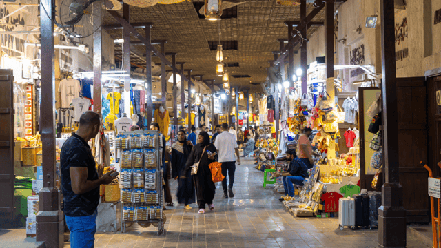 Das alte Dubai: Souks, Museen, Street Food mit Hoteltransfers