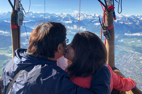 Luchtballonvaart in ZwitserlandSwitzerland hot air balloon flight