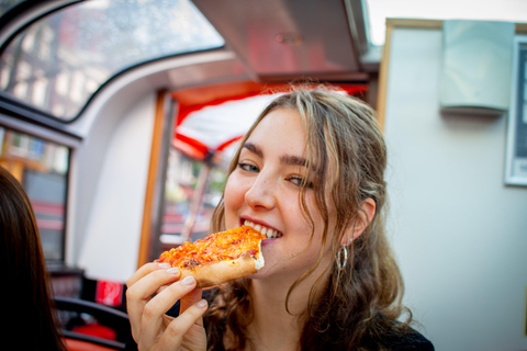 Estocolmo: Crucero por la ciudad con pizza frescaCrucero con pizza vegana Funghi recién hecha