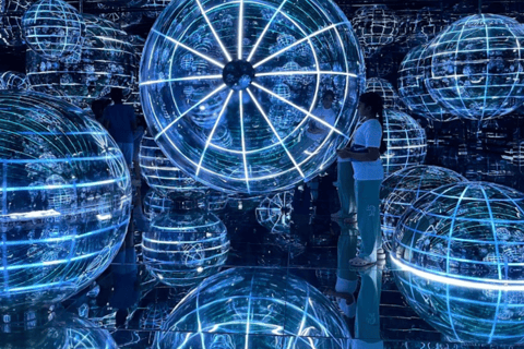 迪拜：AYA宇宙 + 接送服务