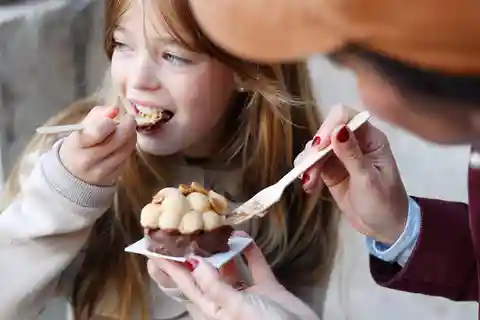 Paris : Visite guidée par une école de pâtisserie française