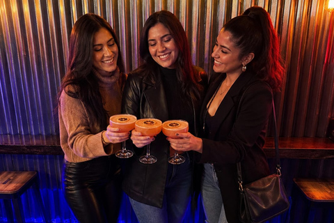 Cocktail Class in Madrid: Shake, Drink & Party
