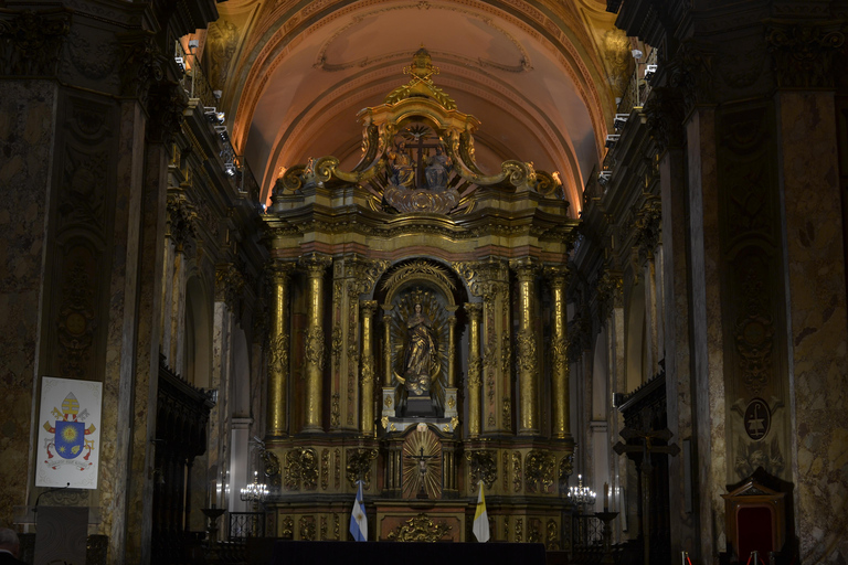 Buenos Aires: Between History and Modernity