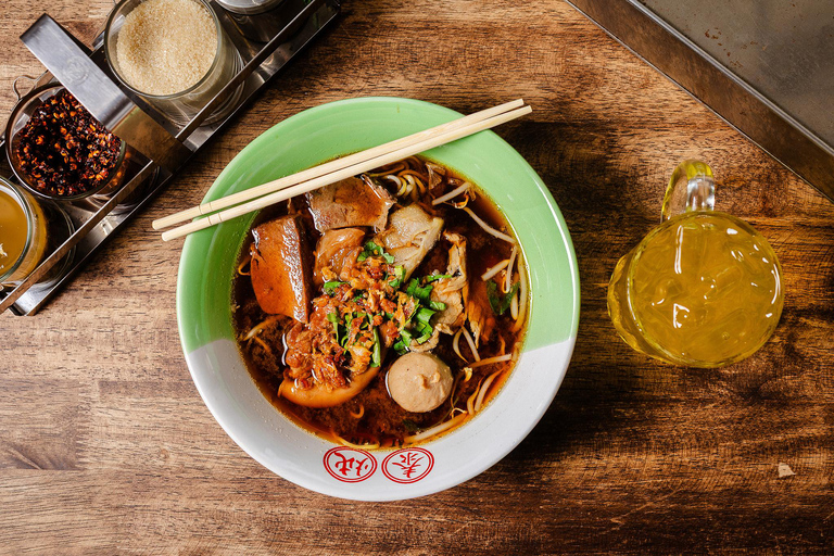 Pattaya Bites Food Tour with 14+ Tastings