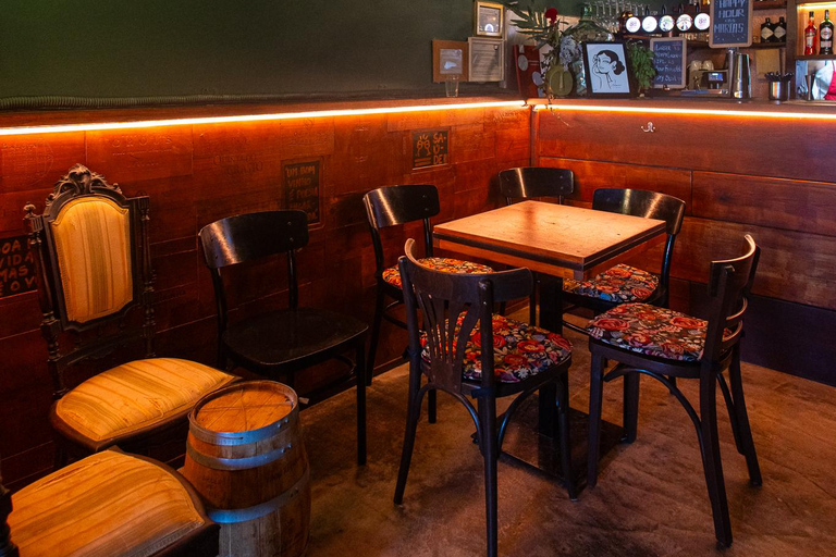 里斯本：在Taverna das Marias享用平安夜晚餐里斯本：在 Taverna das Marias 享用平安夜晚餐