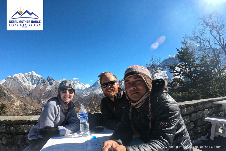 Caminata de 12 días por el Campo Base del Everest con guía sherpa local