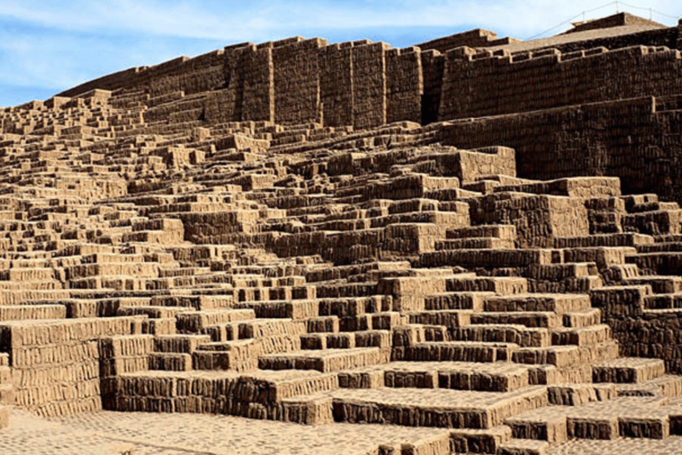 Lima city tour: Larco Museum and Huaca Pucllana