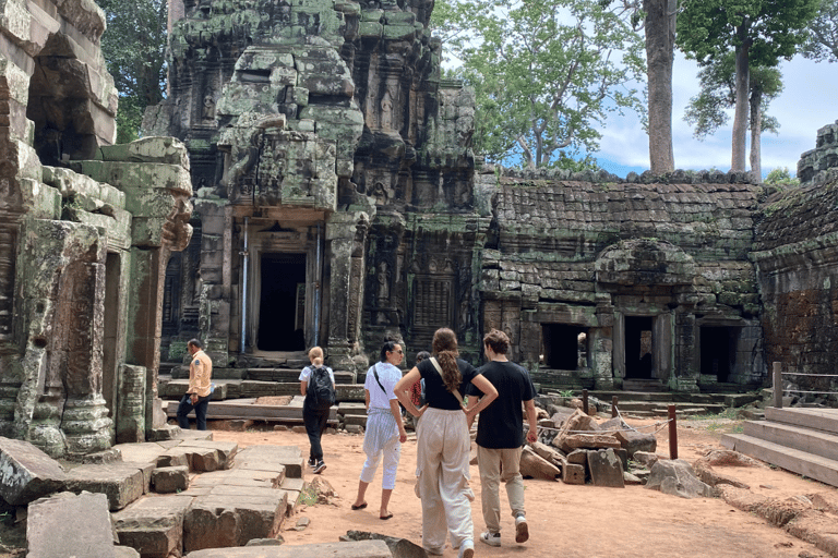 Tour privato di Angkor Wat e del tempio della giungla