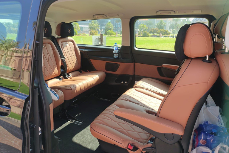 迪拜私人单程接送往返迪拜机场 (DXB)从阿尔巴沙、码头、朱美拉棕榈岛、JLT 前往 DXB 机场