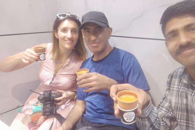 Delhi: Tour gastronômico pela Velha Deli com mercado de especiarias, templo e mesquita