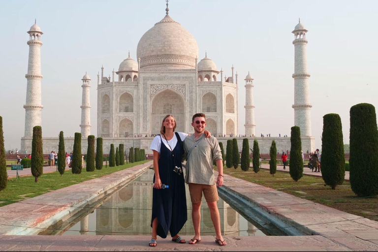 From Delhi: Taj Mahal & Agra Day Trip by Gatimaan Express 2nd Class Train with Car and Guide