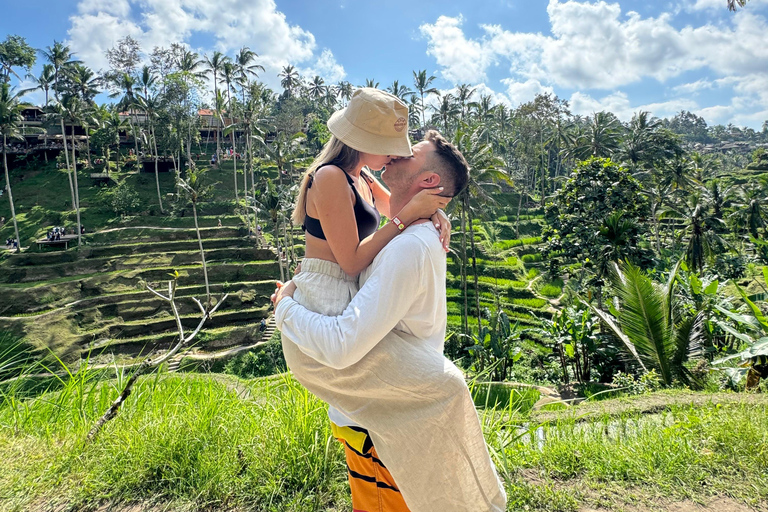 Ubud: Temple, Waterfall, Rice Terrace, Swing & Monkey Forest